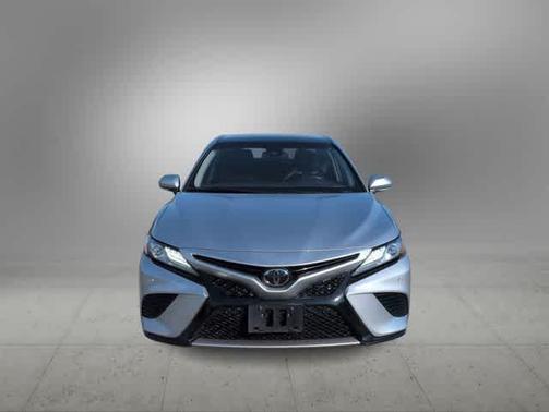 Celestial Silver Metallic 2018 Toyota Camry XSE
