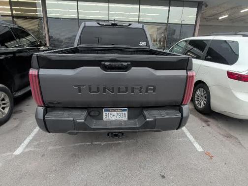 2025 Toyota Tundra Platinum