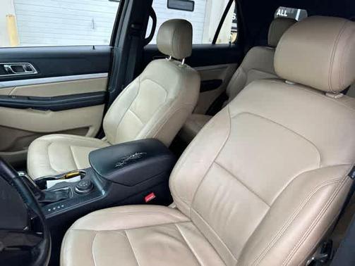 Shadow Black 2017 Ford Explorer XLT