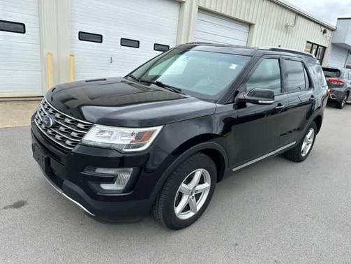 Shadow Black 2017 Ford Explorer XLT