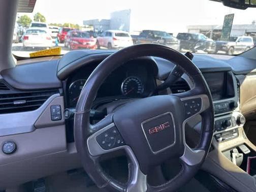 2017 GMC Yukon SLT