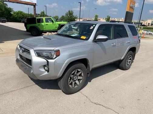 2023 Toyota 4Runner TRD Off Road