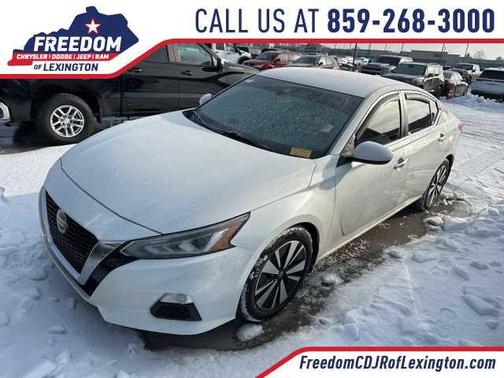 2022 Nissan Altima 2.5 SV