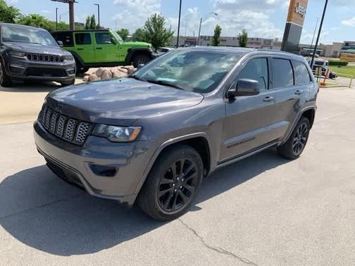 2019 Jeep Grand Cherokee Altitude
