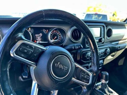 2020 Jeep Gladiator Sport