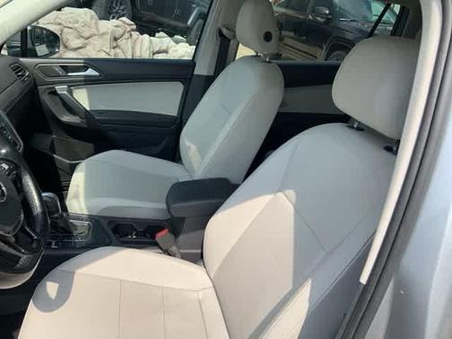 2019 Volkswagen Tiguan 2.0T SEL