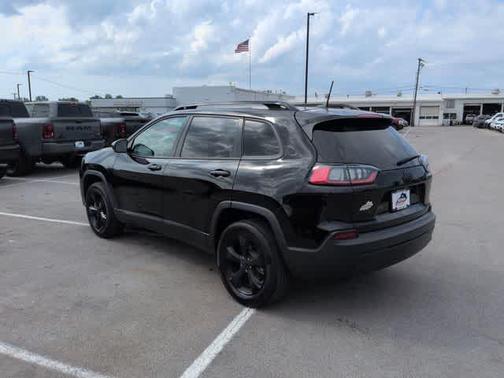 Diamond Black 2021 Jeep Cherokee Latitude