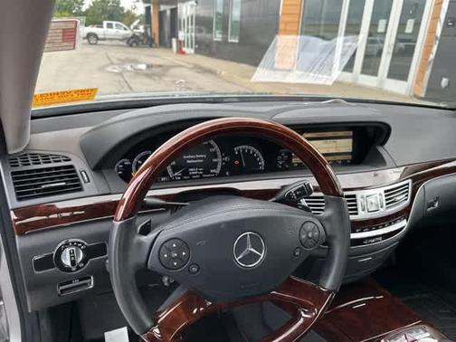 2012 Mercedes-Benz S-Class S 550 4MATIC