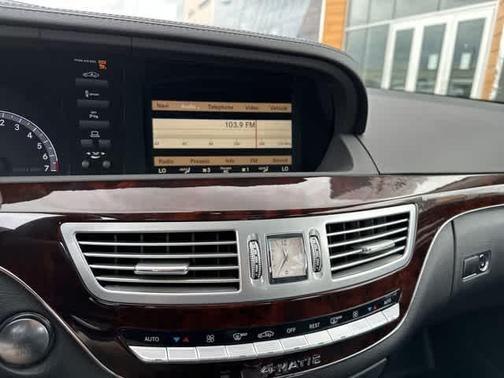 2012 Mercedes-Benz S-Class S 550 4MATIC