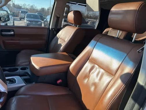 2016 Toyota Sequoia Platinum