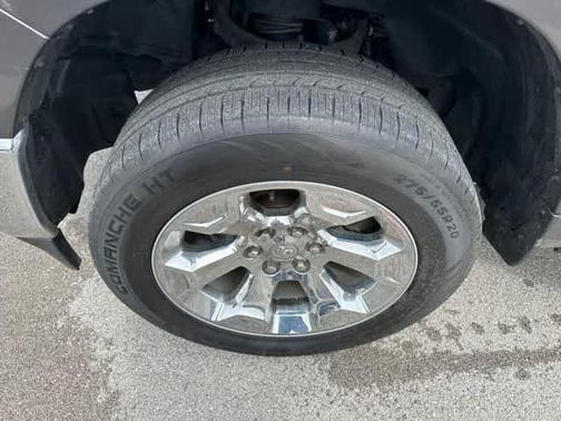 Granite Crystal Clearcoat Metallic 2019 RAM 1500 Big Horn