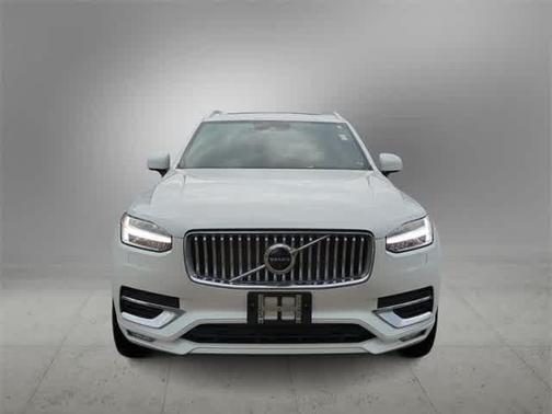 2022 Volvo XC90 T6 Inscription 7 Passenger