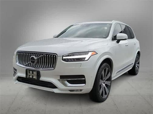 2022 Volvo XC90 T6 Inscription 7 Passenger