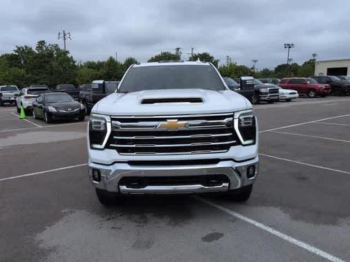 Summit White 2025 Chevrolet Silverado 2500 LTZ