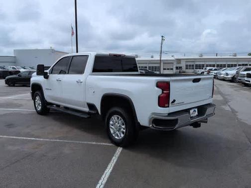 Summit White 2025 Chevrolet Silverado 2500 LTZ