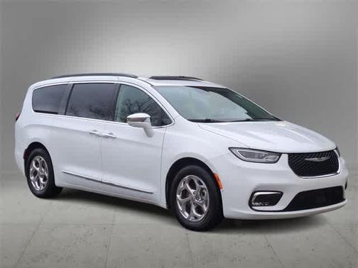 2022 Chrysler Pacifica Limited
