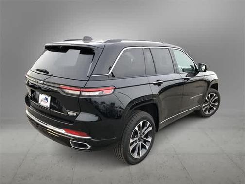 2022 Jeep Grand Cherokee Overland