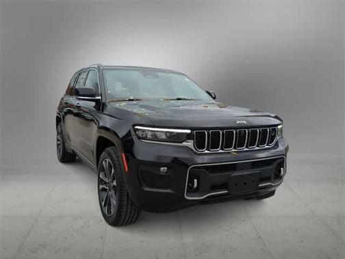 2022 Jeep Grand Cherokee Overland