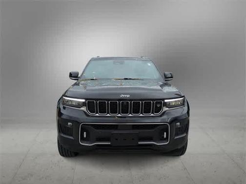 2022 Jeep Grand Cherokee Overland