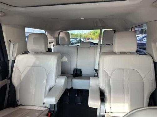 2022 Ford Expedition Platinum