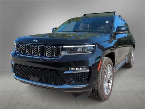 2022 Jeep Grand Cherokee Summit