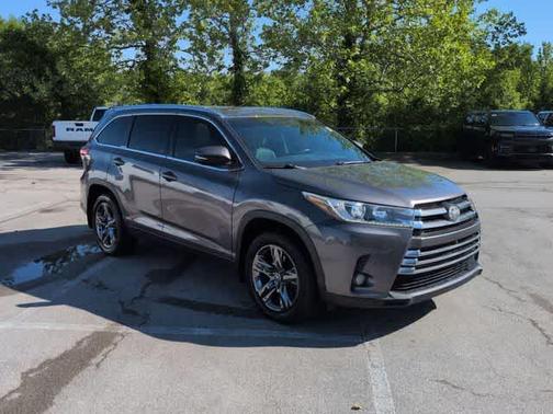 Predawn Gray Mica 2017 Toyota Highlander Limited Platinum