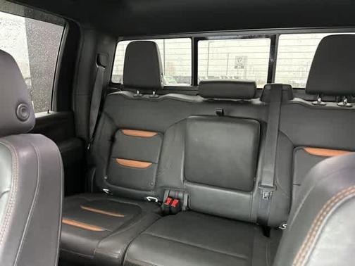 2022 GMC Sierra 2500 AT4