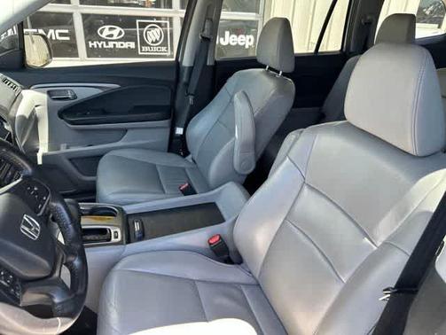 Lunar Silver Metallic 2020 Honda Pilot EX-L