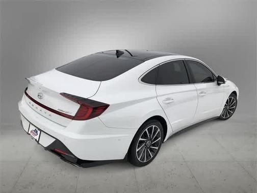 2021 Hyundai SONATA Limited