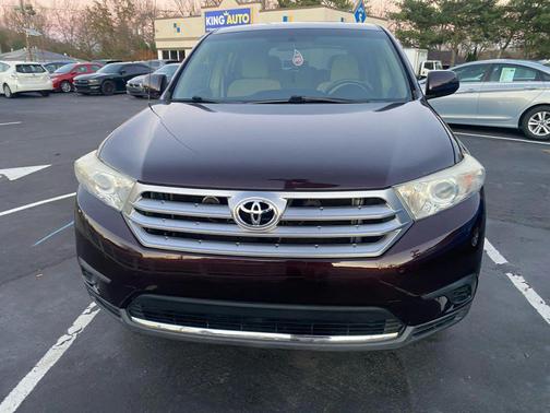 2012 Toyota Highlander SE