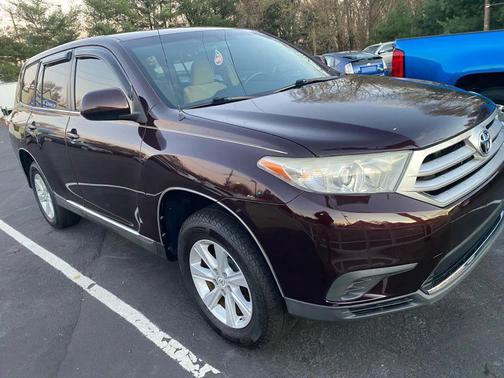 2012 Toyota Highlander SE