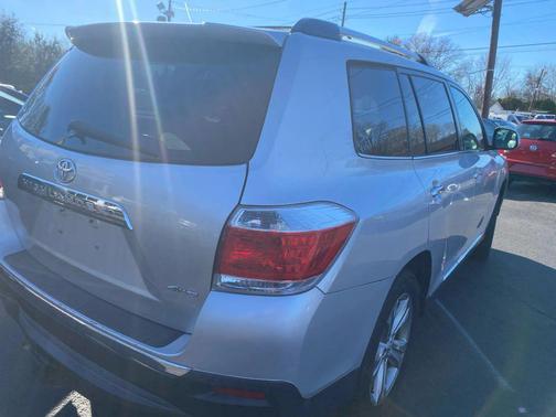 2012 Toyota Highlander Limited Sport Utility 4D