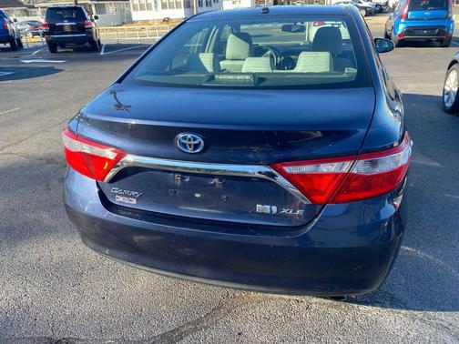 2015 Toyota Camry Hybrid SE