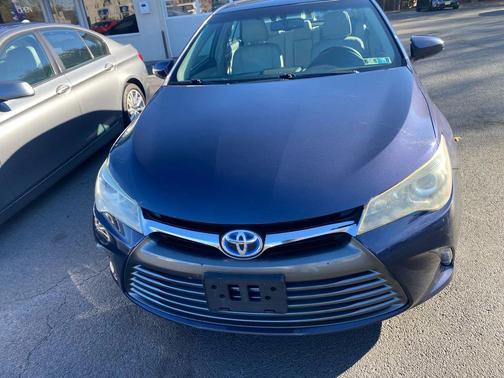 2015 Toyota Camry Hybrid SE