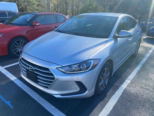 2018 Hyundai ELANTRA SEL Sedan 4D
