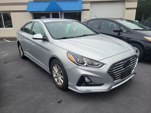 2018 Hyundai SONATA SE