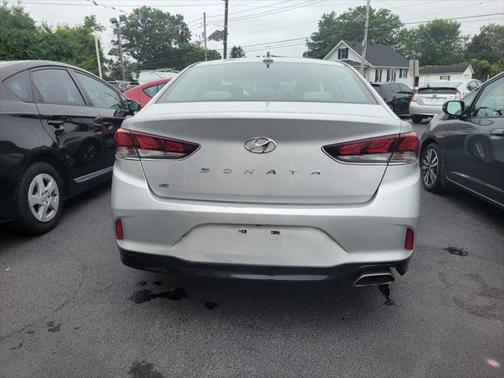 2018 Hyundai SONATA SE