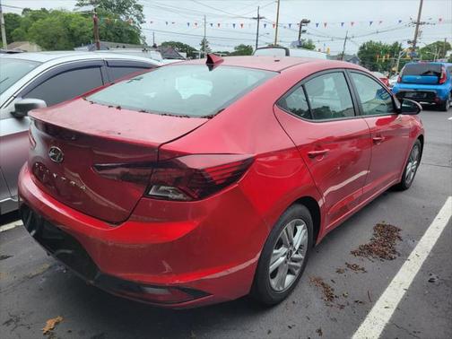 2020 Hyundai ELANTRA SEL