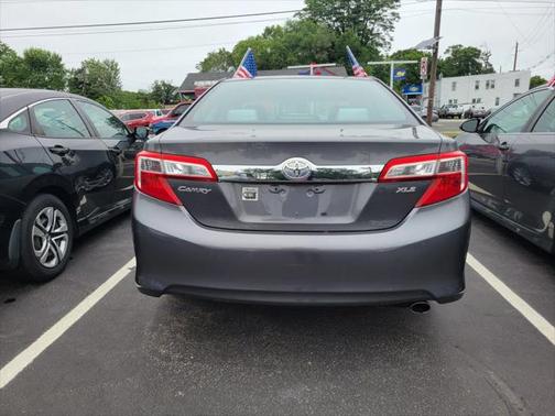 2014 Toyota Camry LE