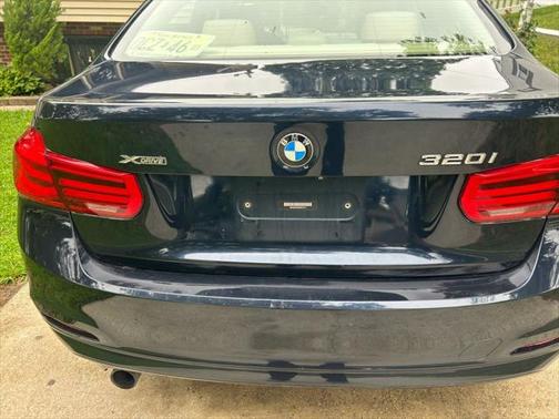 2016 BMW 320 i