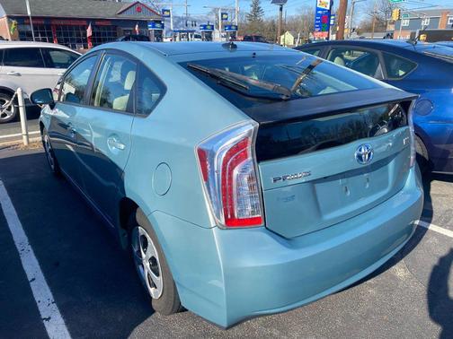 2013 Toyota Prius Five