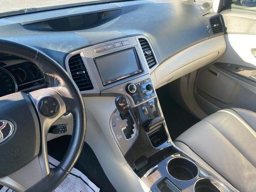 2014 Toyota Venza XLE Wagon 4D