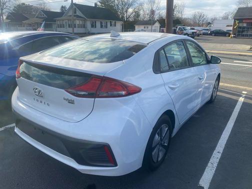 2020 Hyundai IONIQ Hybrid Blue