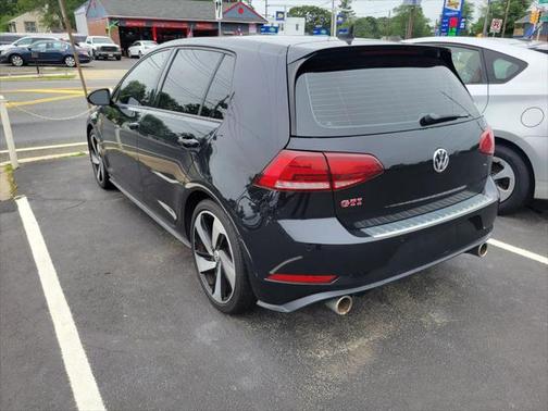 2019 Volkswagen Golf GTI 2.0T S 4-Door