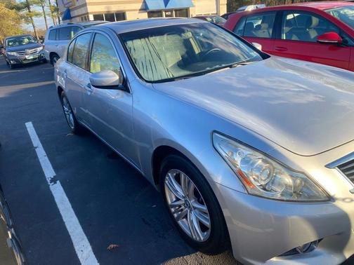 2012 INFINITI G37 G37x Sedan 4D