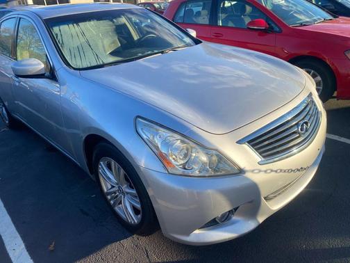 2012 INFINITI G37 G37x Sedan 4D