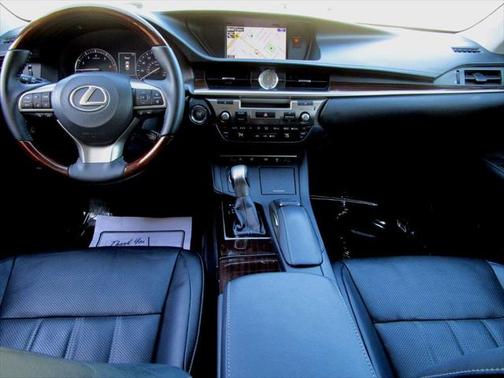 2016 Lexus ES 350 Base