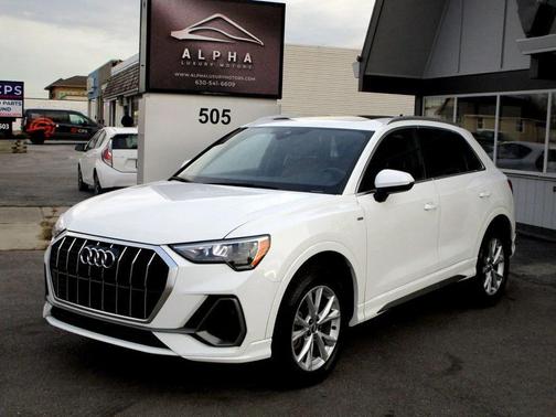 2021 Audi Q3 45 S line Premium