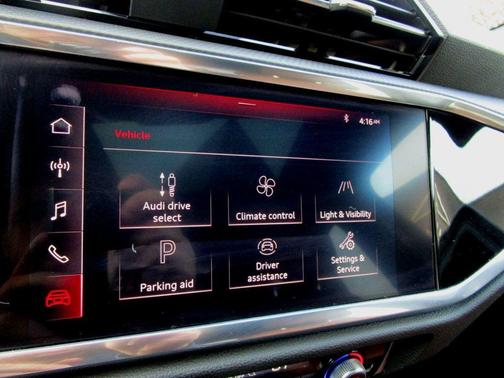 2021 Audi Q3 45 S line Premium