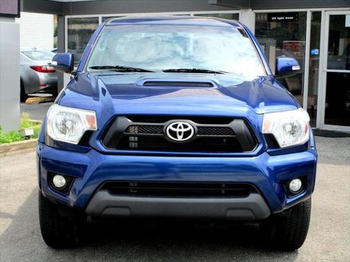 2015 Toyota Tacoma Base